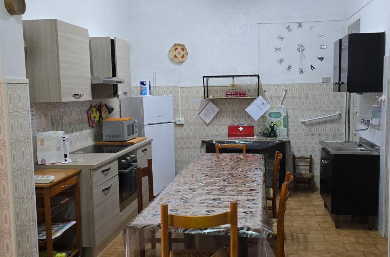 Appartamento In Casa Con Cortili Ad Arbus - Sardegna Exterior photo